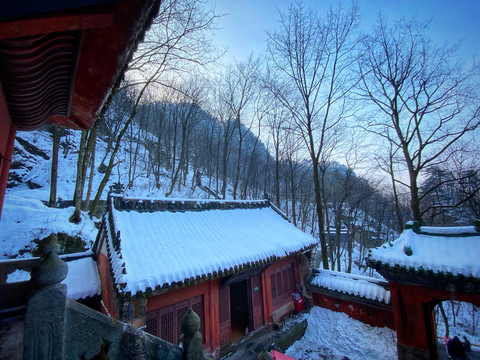武當(dāng)山雪景