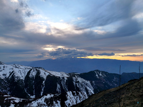 会泽大海草上大雪山停车场