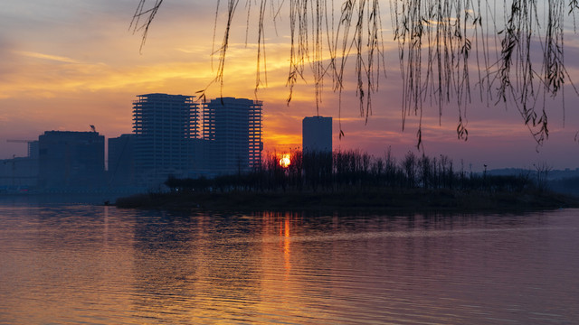 城市黄昏