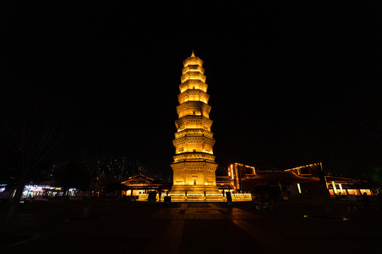 滕州龍泉塔