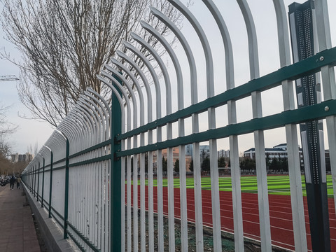 学校操场围栏栅栏