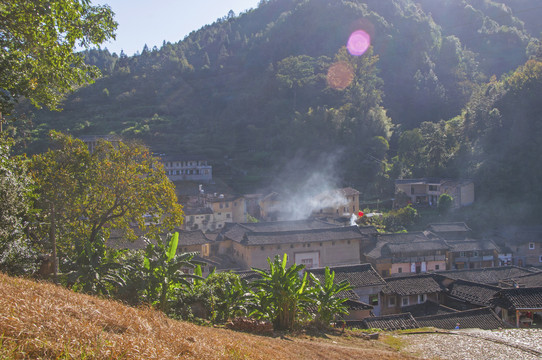 塔下村山村风情