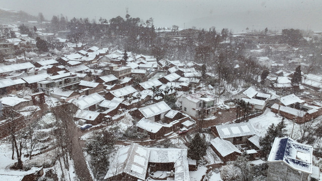 农村雪景