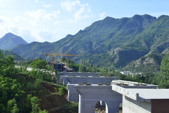 铁路桥梁高空施工