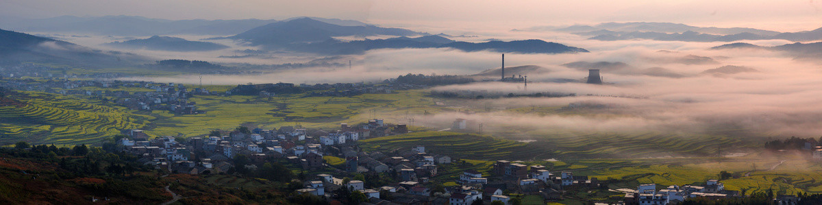 莲花南岭晨曦春光美全景