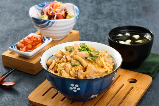 亲子丼