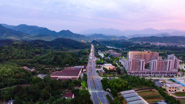 城市晚霞美景