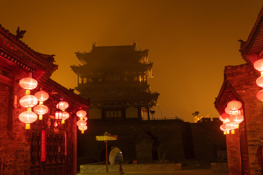 古镇街道红灯笼夜景