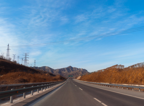 蓝天马路高速道路