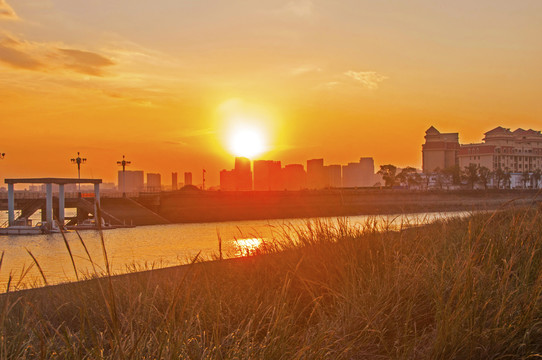 晋江河口夕阳风景