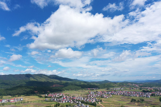 航拍江西永新烟阁乡村