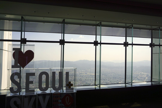 韩国乐天世界塔观光台
