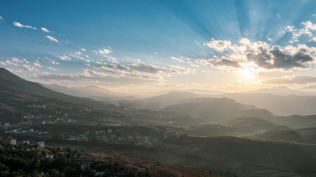 村落夕阳