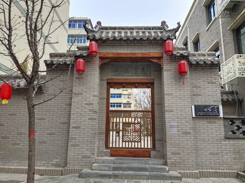 小区古建筑牌楼