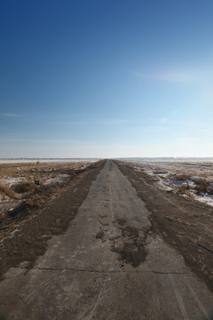 冬季田间路