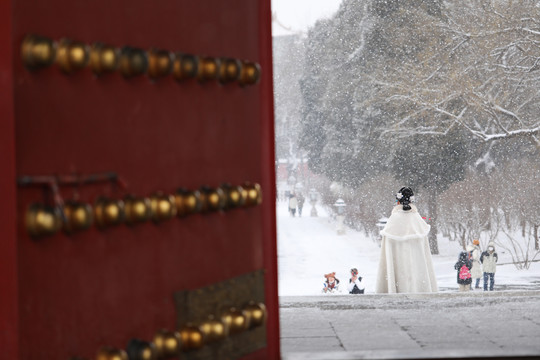 故宫古装雪景