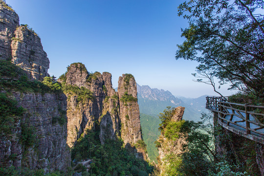 北帝山旅游风景区石桥山风光