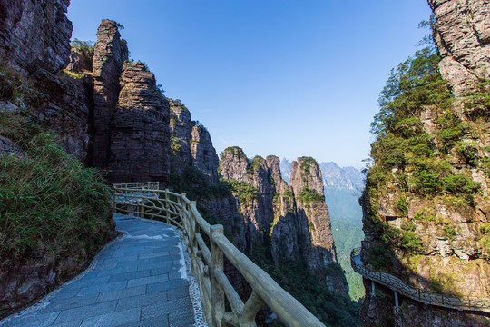 平南北帝山风景区观光栈道