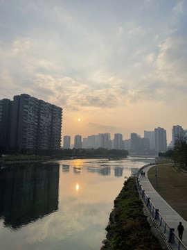 城市夕阳美景