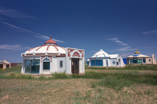 格根塔拉草原旅游区蒙古包