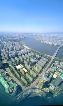 乐天世界瞭望台俯瞰首尔城市