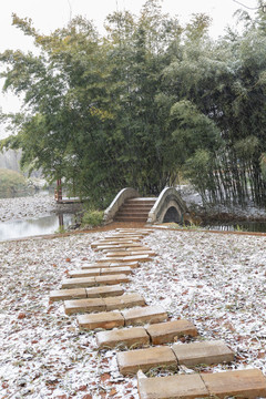 昆明大观公园小桥流水雪景