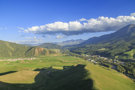 青海祁连卓尔山