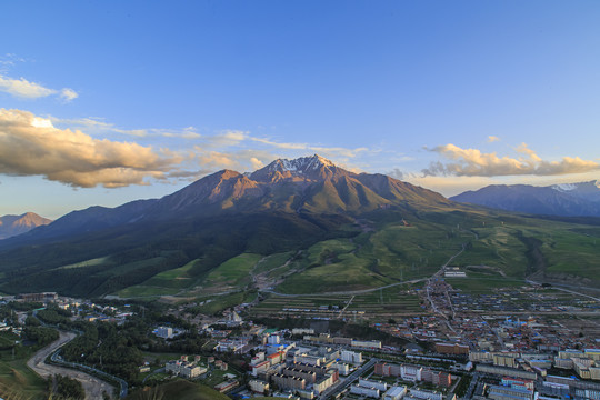 青海祁連卓爾山風(fēng)景區(qū)