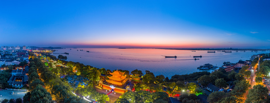 岳阳洞庭湖岳阳楼风光航拍全景