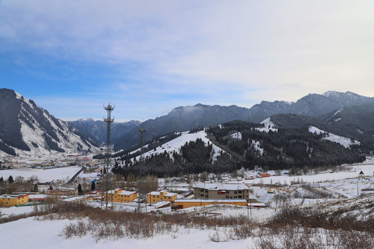 天山白雪