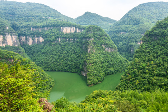 湖北宜昌灵龙峡大拐弯风景区