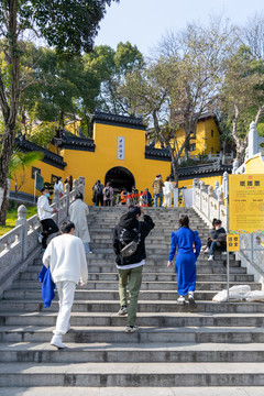 古鸡鸣寺