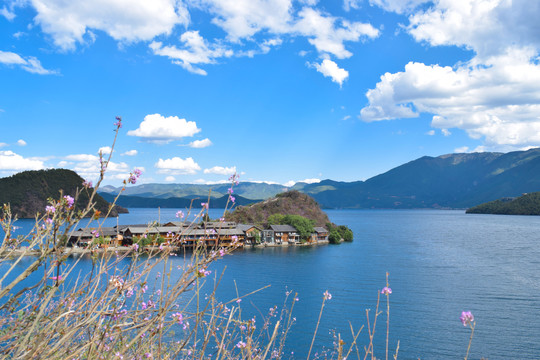 四川泸沽湖里格半岛