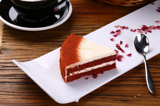 红丝绒奶油蛋糕