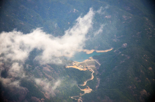 山林水库