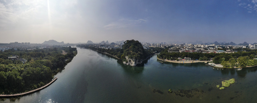 桂林漓江象鼻山全景图航拍