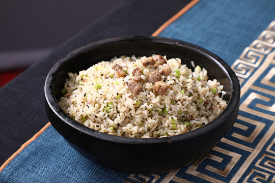 黑松露雪花牛肉炒饭