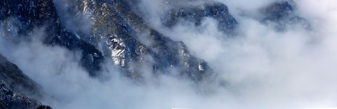 武功山铁蹄云海雪景全景