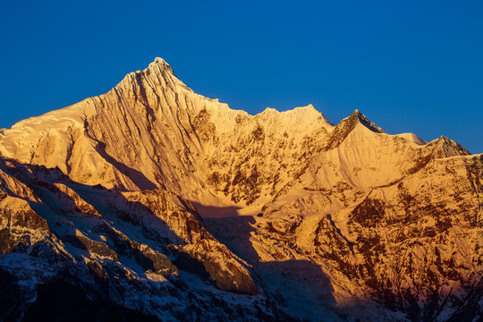 梅里雪山