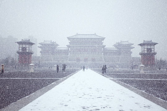 应天门雪景