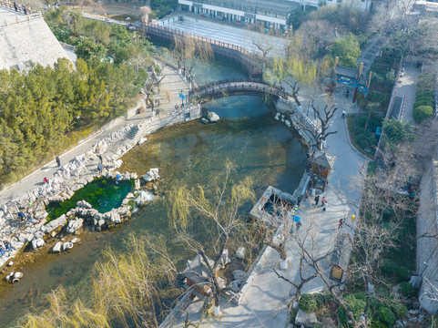 航拍济南护城河