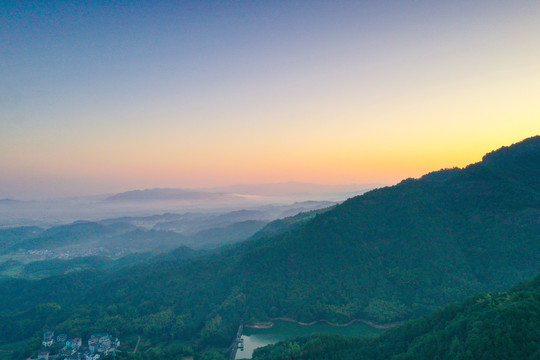 远眺江郞山