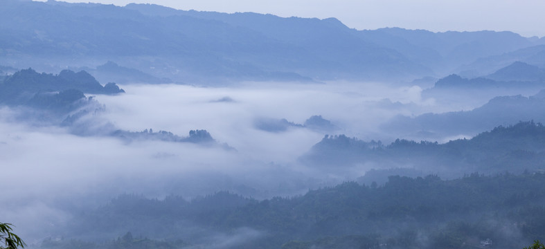 高山沟壑云海自然风光