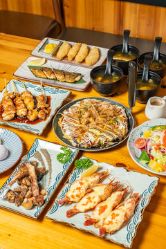 和風(fēng)美食海報(bào)
