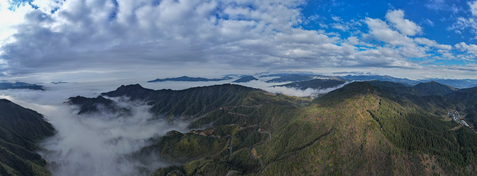 高山云雾山水装饰画