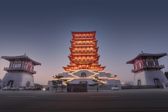 中国牡丹博物馆夜景