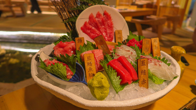 网红日式餐厅日料刺身美食