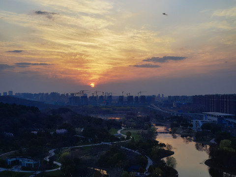 夕阳下的芜湖