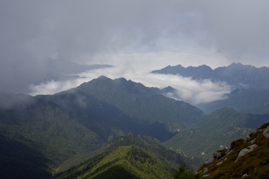 秦岭主峰太白山