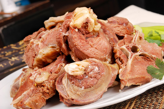 大塊羊肉